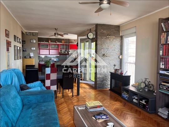 Svetao,3.0, dvostrano orijentisan, Tašmajdan, 97m2