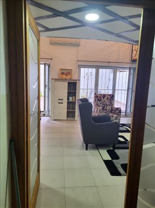 Hram Sv. Save - Lux - Garaža - Dvorište -55m2+30m2