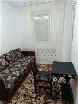 Izdaje se dvosoban stan kod Gradske bolnice, 53m2!