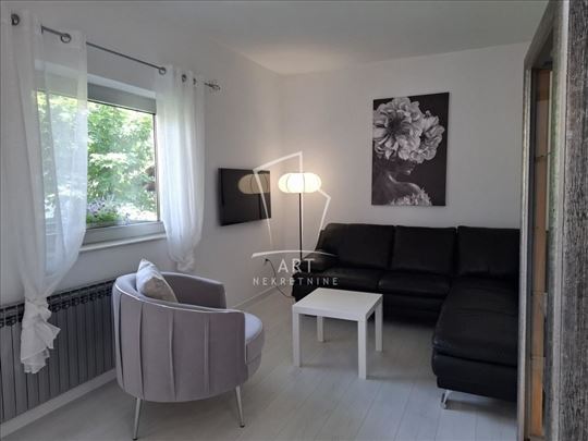 Lekino brdo, Todora Dukina, 70m2 ID#10882