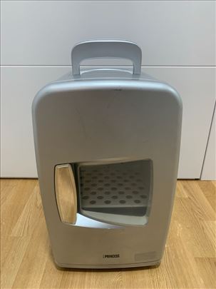 Mini frizider Princess 12 - 220V 