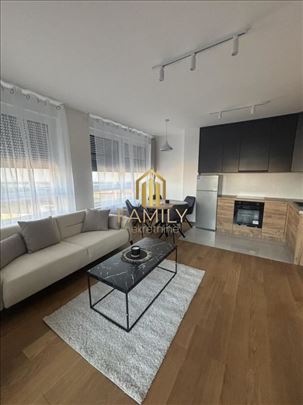 Moderno opremljen dvosoban stan na Radničkoj, 50m²