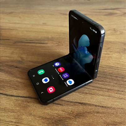 Samsung Z Flip 4 256Gb  Kao NOV