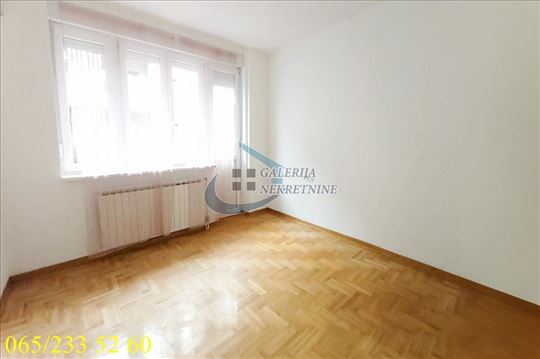 Savski Venac, Savski trg - Risanska 45m2