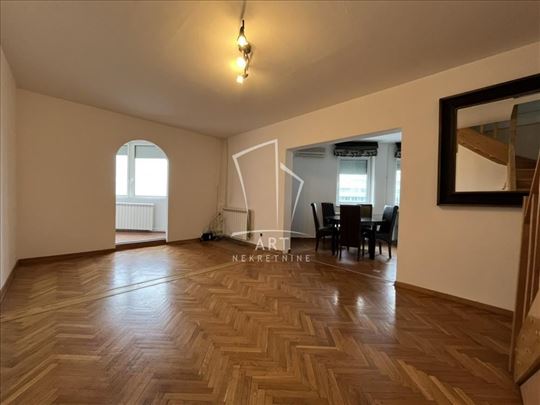 YUBC, mereno 132 m2, duplex ID#10893