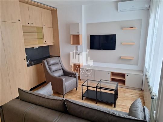 Dugoročno izdavanje,renoviran, namešten stan,CG,25