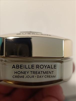 Guerlain abeille royale honey treatment day cream 