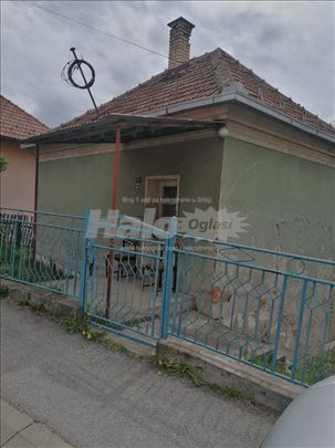 Kuca 96m2, Užice,Karađorđeva96, plac 3 ara,uknjiž.