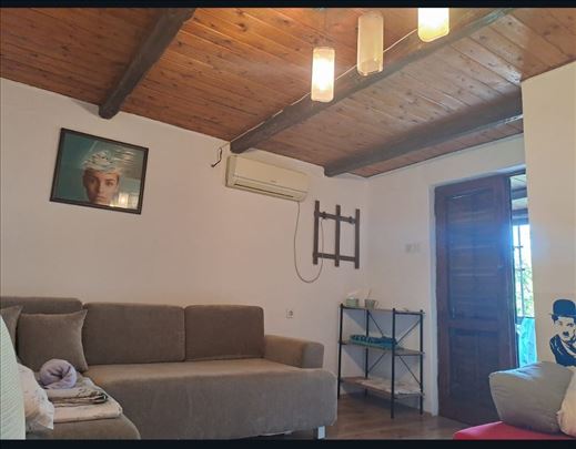 Novi Sad Kamenjar vikend kuća 62m HITNO!