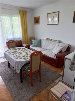Sremčica kuća 150m2, 8,5 ari, uknjižena