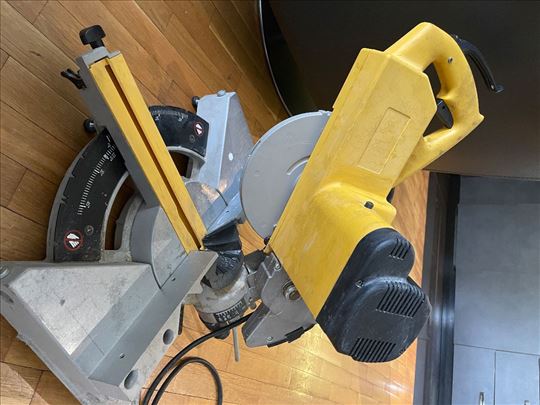 Ger za drvo (Dewalt)