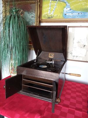 Gramofon kabinet 