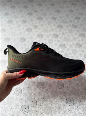 Nike RUNMAX