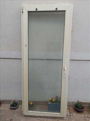 PVC vrata