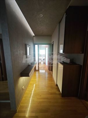 Zvezdara, odlicna lokacija. Prelep pogled
