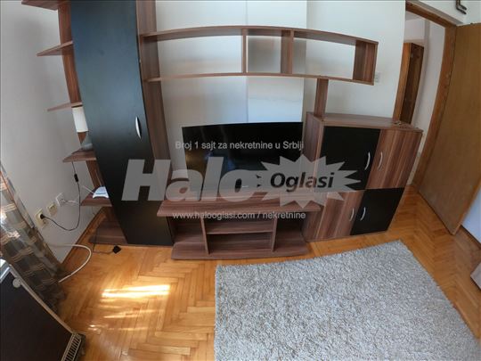 Dvosoban namešten stan