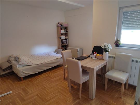 Novija garsonjera na Vračaru ,31m2