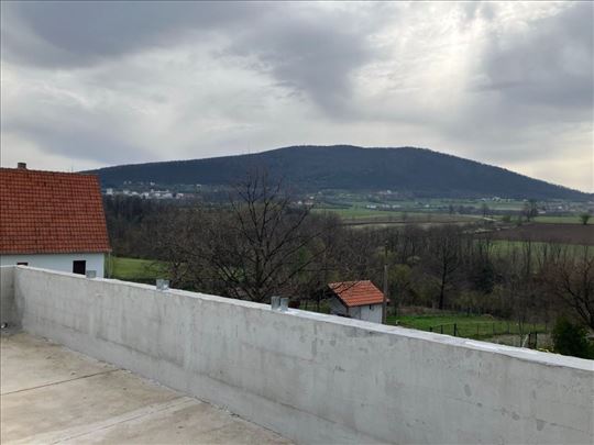 Kosmaj kuća na atraktivnoj lokaciji!