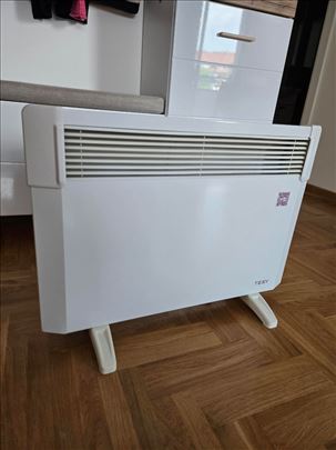 Na prodaju 2 Tesy Panelni radijator CN 04 150 MIS 
