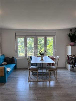 Novi Beograd,Paviljoni,70m2,uknjižen
