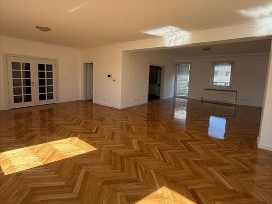 Odličan poslovni prostor, garaža, Vračar, ID 9247