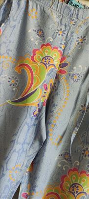 Planet Blu u hipi stilu pantalone vel. S/M  