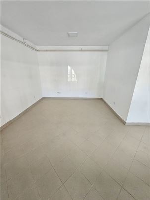 Prometna ulica, kod DZ Šilerova.