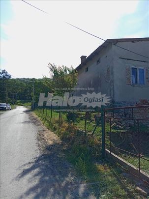 Stambeno poslovni  prostor- magacin