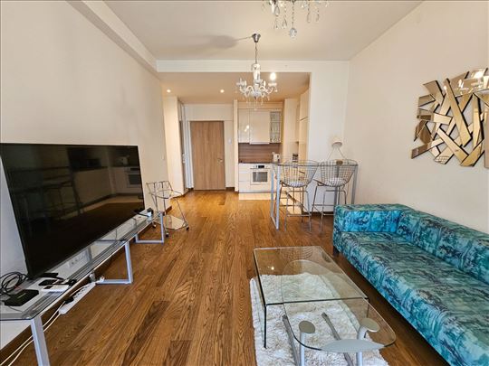 BW Arcadia, Lux, 2.0, 61m2, Garažno mesto u ceni 