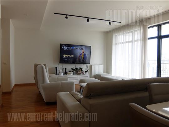 ID#40619, Izdavanje, Stan, Beograd na vodi, 114 m2
