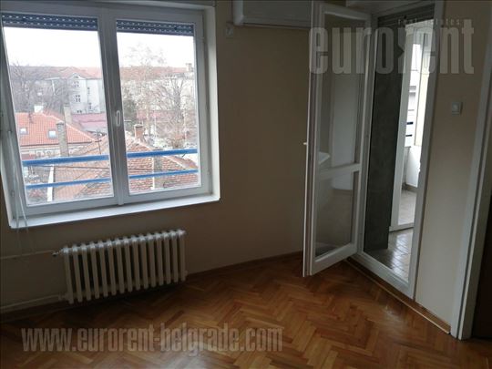 ID#46994, Izdavanje, Stan, Centar, 47 m2