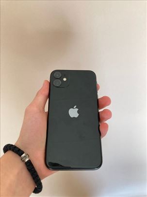 iPhone 11 128GB Odlično očuvan,dodatna oprema