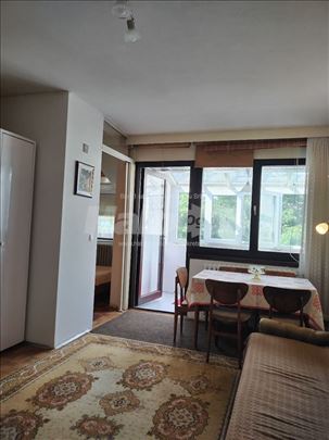 Izdajem namešten stan, Mirijevo, 42m2