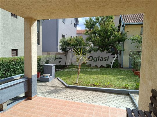 Izdajem stan od 60m2 u Vinci