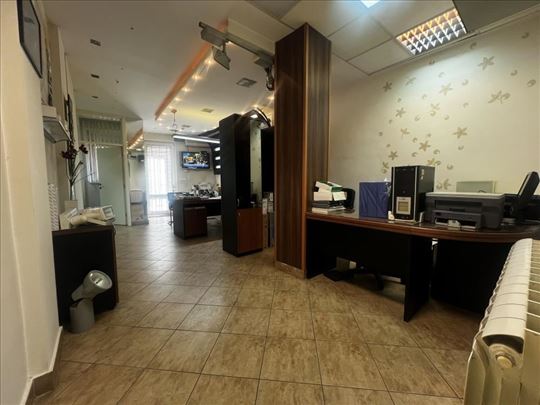 Lokal na Vracaru 98m2 Gospodara Vucica ID#2129