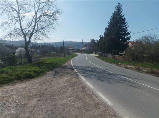Popovic,Ralja gradjevinsko zemljište