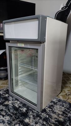 Rashladna vitrina Ugur
