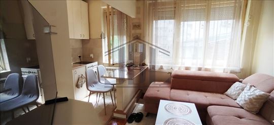 Stan na prodaju, Lion, 39m2 ID2370