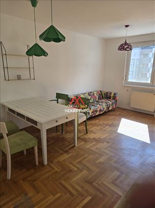 Trosoban dupleks - 110m2 - Grbavica