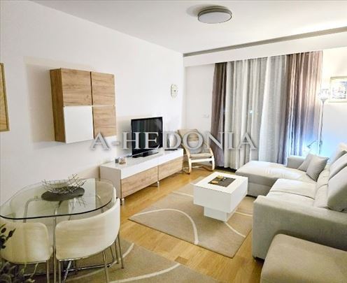 West 65, izdavanje, nov, lux, 2.0, namešten