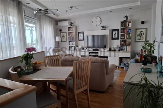 Beograd, Dimitrija Tucovića, Stan, 3.0, 88m2
