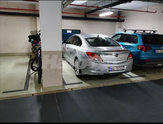 Garažno mesto A Blok