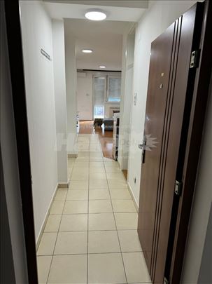 Garsonjera kod Ćirpanove Novi Sad