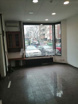 Izdajem lokal 54 m2 Vojislava Ilića 20, Vračar