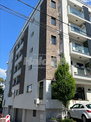 Izdavanje garaznog mesta