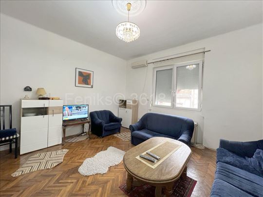 Izdavanje stana kod Vukovog spomenika 50m2