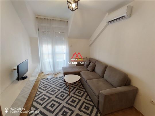 Jednoiposoban stan - 38m2 - Grbavica