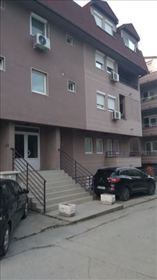 Lep dvosoban stan na Belim vodama