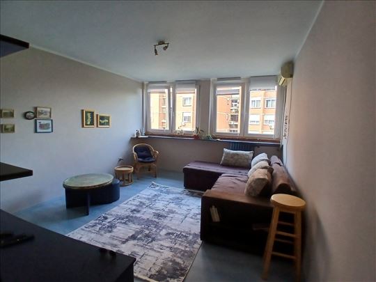 Novi Beograd, Blok 4, Pariske komune, 1.5, 37 m2