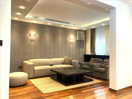 Potkrovlje kod Arene, lux, 174m2